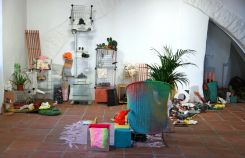 Inside and Out, Wohnzimmer, Installationsansicht, Rathausgalerie, Grimma 2020